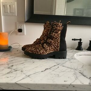 Design Lab Lord & Taylor Leopard Ankle Boots